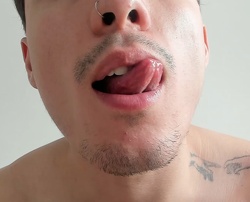 Je veux sucer des grosses bites