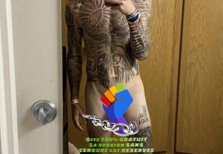 Jh bi soumis passif cherche 2 (ou plus) hommes mûrs