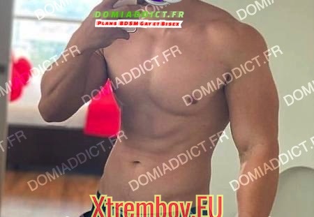 Jeune daddy parisien fesseur pour jh pas sage