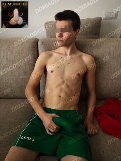 Crunchboy beau mec, teub épaisse 20×5 cherche lope soumise et docile à démonter