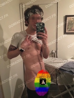 BOUCHE A PIPES BIEN LOPE A PINER LIMER REMPLIR PAR BONNES BITES COUILLES PLEINES EN PLAN DIRECT DISCRET OU EN GLORYHOLE