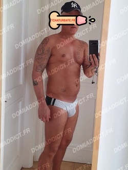 Maître GAY d'Antony recherche soumis ou travestie soumise