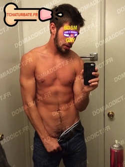 Angoulême - mec de 29ans cherche JEUNE beau mec soumis ! ;)