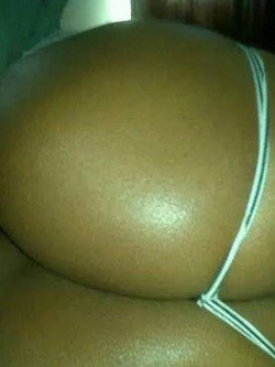 Lara – Escort Transsexuelle Métisse à Toulon : Dominante ou Soumise, Hard & Sensuelle